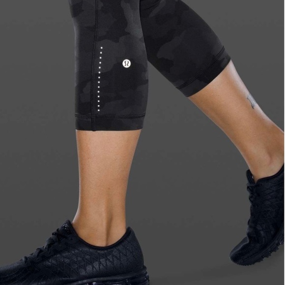 Lululemon Swift Speed High-Rise Crop 21"
Heritage 365 Camo Deep Coal Multi 🔥 - Picture 6 of 8